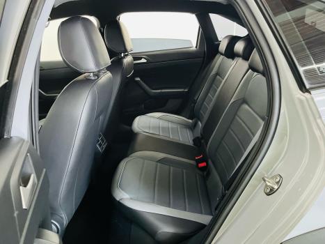 VOLKSWAGEN Nivus 1.0 4P FLEX 200 TSI HIGHLINE TURBO AUTOMTICO, Foto 9