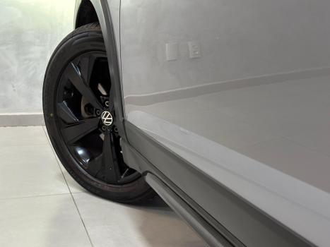 VOLKSWAGEN Nivus 1.0 4P FLEX 200 TSI HIGHLINE TURBO AUTOMTICO, Foto 17