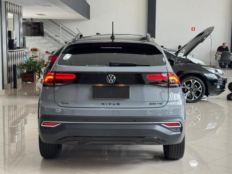 VOLKSWAGEN Nivus 1.0 4P FLEX 200 TSI HIGHLINE TURBO AUTOM�TICO, Foto 4