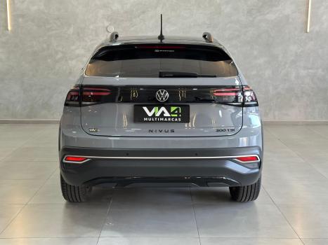 VOLKSWAGEN Nivus 1.0 4P FLEX 200 TSI HIGHLINE TURBO AUTOM�TICO, Foto 15