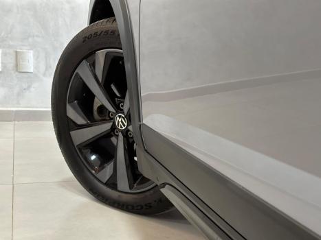 VOLKSWAGEN Nivus 1.0 4P FLEX 200 TSI HIGHLINE TURBO AUTOM�TICO, Foto 17