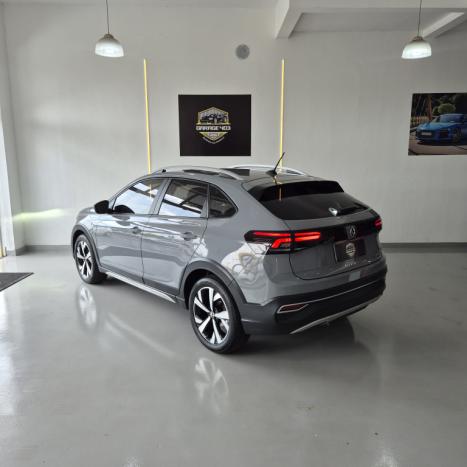 VOLKSWAGEN Nivus 1.0 4P FLEX 200 TSI HIGHLINE TURBO AUTOM�TICO, Foto 4