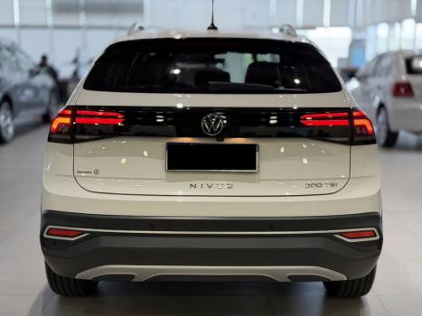 VOLKSWAGEN Nivus 1.0 4P FLEX 200 TSI HIGHLINE TURBO AUTOM�TICO, Foto 5