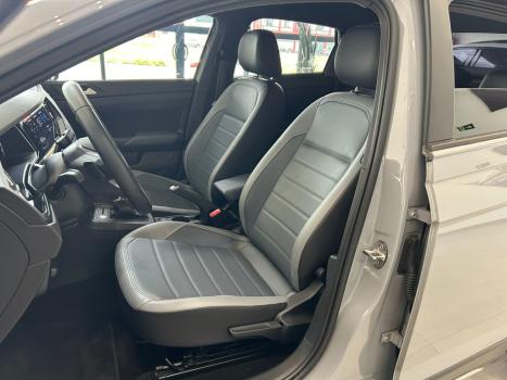 VOLKSWAGEN Nivus 1.0 4P FLEX 200 TSI HIGHLINE TURBO AUTOM�TICO, Foto 11