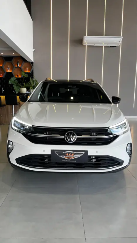 VOLKSWAGEN Nivus 1.0 4P FLEX 200 TSI HIGHLINE TURBO AUTOM�TICO, Foto 17