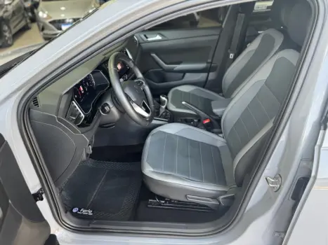 VOLKSWAGEN Nivus 1.0 4P FLEX 200 TSI HIGHLINE TURBO AUTOM�TICO, Foto 8