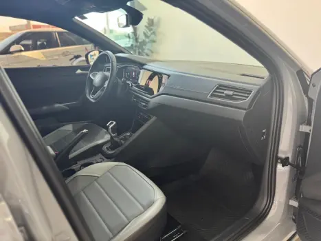 VOLKSWAGEN Nivus 1.0 4P FLEX 200 TSI HIGHLINE TURBO AUTOM�TICO, Foto 9