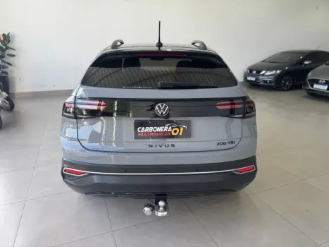 VOLKSWAGEN Nivus 1.0 4P FLEX 200 TSI HIGHLINE TURBO AUTOM�TICO, Foto 17