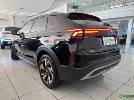 VOLKSWAGEN Nivus 1.0 4P FLEX 200 TSI HIGHLINE TURBO AUTOM�TICO, Foto 4