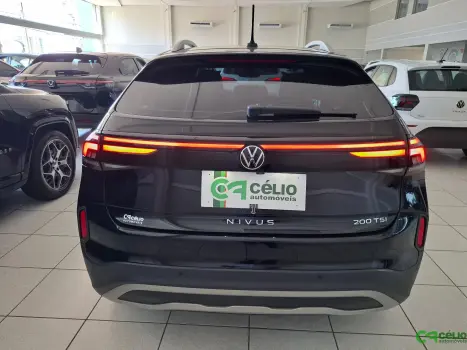 VOLKSWAGEN Nivus 1.0 4P FLEX 200 TSI HIGHLINE TURBO AUTOM�TICO, Foto 8