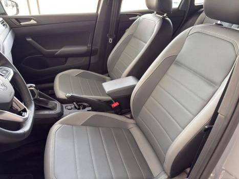 VOLKSWAGEN Nivus 1.0 4P FLEX 200 TSI HIGHLINE TURBO AUTOM�TICO, Foto 9
