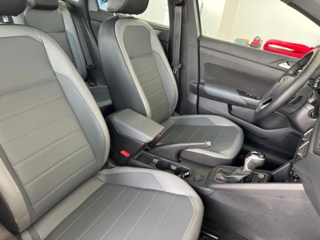VOLKSWAGEN Nivus 1.0 4P FLEX 200 TSI HIGHLINE TURBO AUTOM�TICO, Foto 16