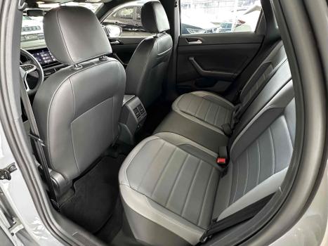 VOLKSWAGEN Nivus 1.0 4P FLEX 200 TSI HIGHLINE TURBO AUTOM�TICO, Foto 11