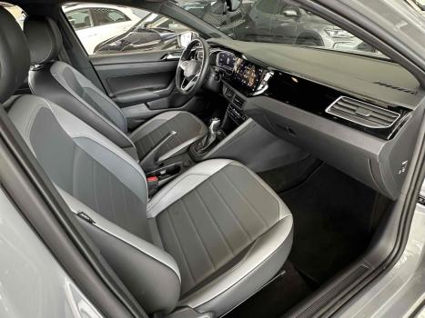 VOLKSWAGEN Nivus 1.0 4P FLEX 200 TSI HIGHLINE TURBO AUTOM�TICO, Foto 13