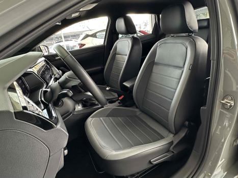 VOLKSWAGEN Nivus 1.0 4P FLEX 200 TSI HIGHLINE TURBO AUTOM�TICO, Foto 14