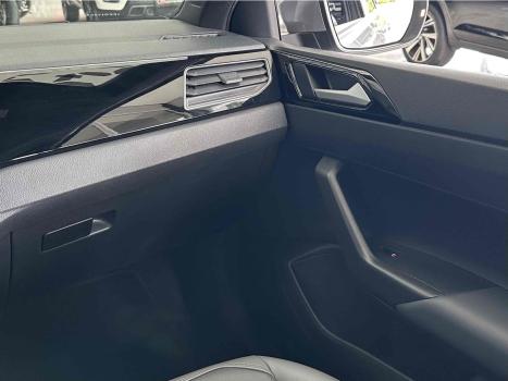 VOLKSWAGEN Nivus 1.0 4P FLEX 200 TSI HIGHLINE TURBO AUTOM�TICO, Foto 17