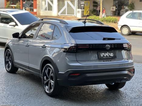 VOLKSWAGEN Nivus 1.0 4P FLEX 200 TSI HIGHLINE TURBO AUTOM�TICO, Foto 3