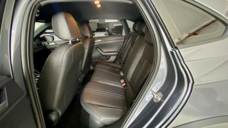 VOLKSWAGEN Nivus 1.0 4P FLEX 200 TSI HIGHLINE TURBO AUTOM�TICO, Foto 7