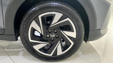 VOLKSWAGEN Nivus 1.0 4P FLEX 200 TSI HIGHLINE TURBO AUTOM�TICO, Foto 12