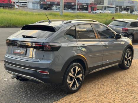 VOLKSWAGEN Nivus 1.0 4P FLEX 200 TSI HIGHLINE TURBO AUTOM�TICO, Foto 12