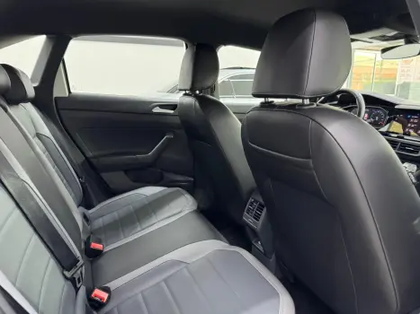 VOLKSWAGEN Nivus 1.0 4P FLEX 200 TSI HIGHLINE TURBO AUTOM�TICO, Foto 12