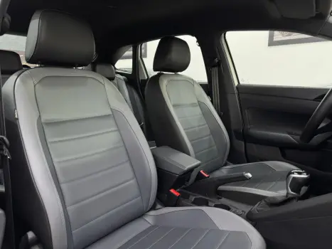 VOLKSWAGEN Nivus 1.0 4P FLEX 200 TSI HIGHLINE TURBO AUTOM�TICO, Foto 13