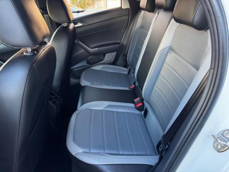 VOLKSWAGEN Nivus 1.0 4P FLEX 200 TSI HIGHLINE TURBO AUTOM�TICO, Foto 14