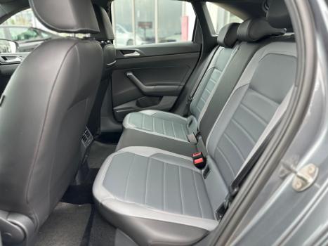 VOLKSWAGEN Nivus 1.0 4P FLEX 200 TSI HIGHLINE TURBO AUTOM�TICO, Foto 15