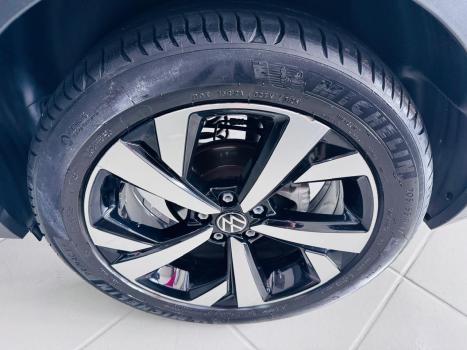 VOLKSWAGEN Nivus 1.0 4P FLEX 200 TSI HIGHLINE TURBO AUTOM�TICO, Foto 17
