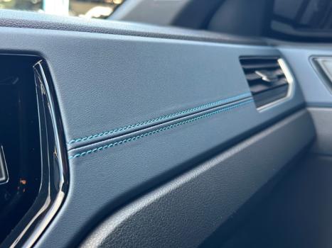 VOLKSWAGEN Nivus 1.0 4P FLEX 200 TSI HIGHLINE TURBO AUTOM�TICO, Foto 13