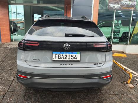VOLKSWAGEN Nivus 1.0 4P FLEX 200 TSI HIGHLINE TURBO AUTOM�TICO, Foto 3