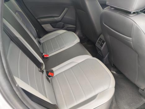 VOLKSWAGEN Nivus 1.0 4P FLEX 200 TSI HIGHLINE TURBO AUTOM�TICO, Foto 11