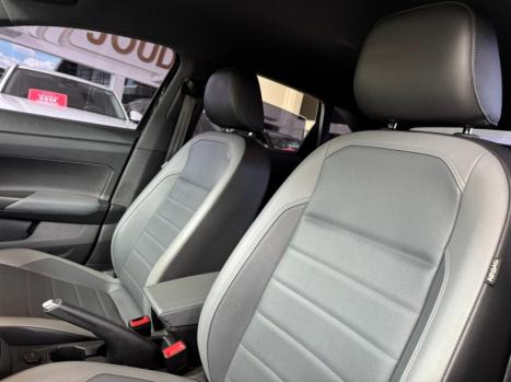 VOLKSWAGEN Nivus 1.0 4P FLEX 200 TSI HIGHLINE TURBO AUTOM�TICO, Foto 17