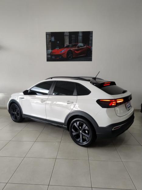 VOLKSWAGEN Nivus 1.0 4P FLEX 200 TSI HIGHLINE TURBO AUTOM�TICO, Foto 4