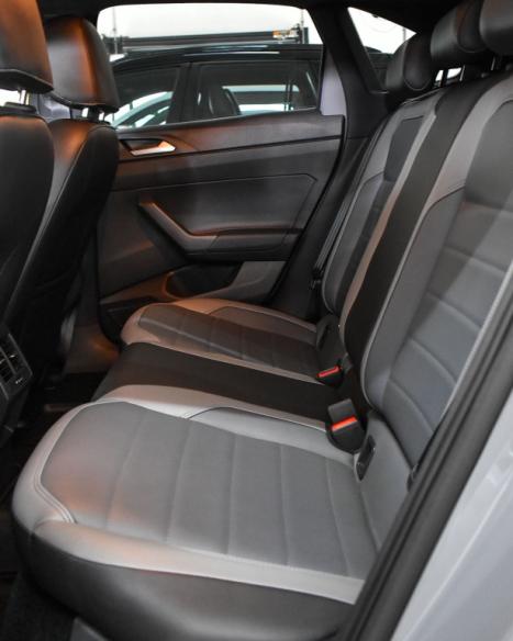 VOLKSWAGEN Nivus 1.0 4P FLEX 200 TSI HIGHLINE TURBO AUTOM�TICO, Foto 15