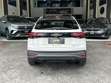 VOLKSWAGEN Nivus 1.0 4P FLEX 200 TSI HIGHLINE TURBO AUTOM�TICO, Foto 10