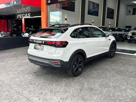 VOLKSWAGEN Nivus 1.0 4P FLEX 200 TSI HIGHLINE TURBO AUTOM�TICO, Foto 11