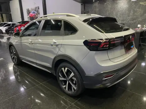 VOLKSWAGEN Nivus 1.0 4P FLEX 200 TSI HIGHLINE TURBO AUTOM�TICO, Foto 5