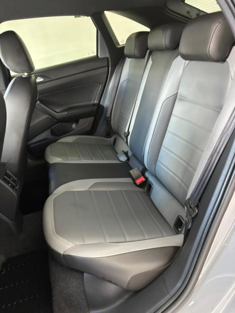 VOLKSWAGEN Nivus 1.0 4P FLEX 200 TSI HIGHLINE TURBO AUTOM�TICO, Foto 8