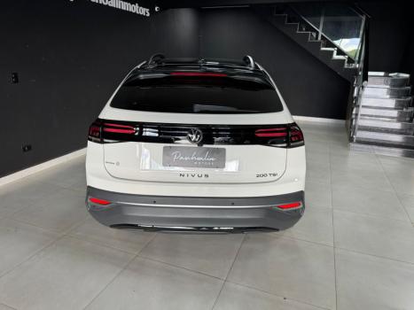 VOLKSWAGEN Nivus 1.0 4P FLEX 200 TSI HIGHLINE TURBO AUTOM�TICO, Foto 12
