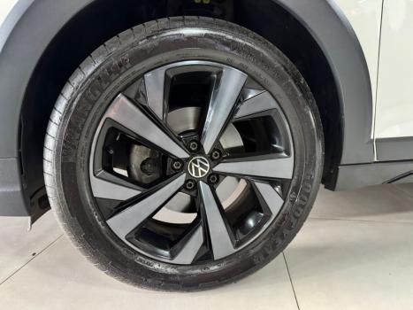 VOLKSWAGEN Nivus 1.0 4P FLEX 200 TSI HIGHLINE TURBO AUTOM�TICO, Foto 19