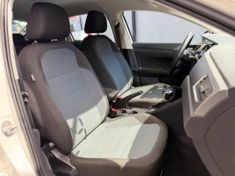 VOLKSWAGEN Nivus 1.0 4P FLEX 200 TSI COMFORTLINE TURBO AUTOM�TICO, Foto 4