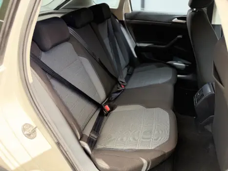 VOLKSWAGEN Nivus 1.0 4P FLEX 200 TSI COMFORTLINE TURBO AUTOM�TICO, Foto 5