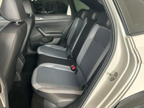 VOLKSWAGEN Nivus 1.0 4P FLEX 200 TSI HIGHLINE TURBO AUTOM�TICO, Foto 13