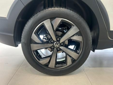 VOLKSWAGEN Nivus 1.0 4P FLEX 200 TSI HIGHLINE TURBO AUTOM�TICO, Foto 18