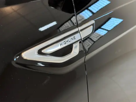 VOLKSWAGEN Nivus 1.0 4P FLEX 200 TSI HIGHLINE TURBO AUTOM�TICO, Foto 6