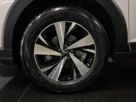 VOLKSWAGEN Nivus 1.0 4P FLEX 200 TSI COMFORTLINE TURBO AUTOM�TICO, Foto 10