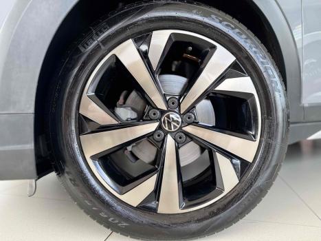 VOLKSWAGEN Nivus 1.0 4P FLEX 200 TSI HIGHLINE TURBO AUTOM�TICO, Foto 4