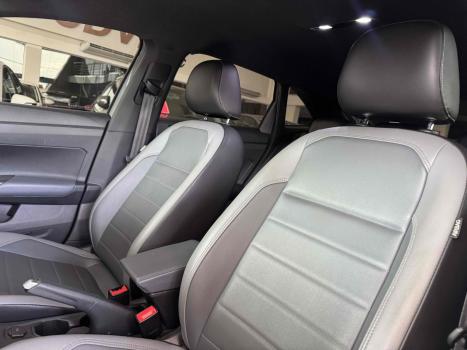 VOLKSWAGEN Nivus 1.0 4P FLEX 200 TSI HIGHLINE TURBO AUTOM�TICO, Foto 15