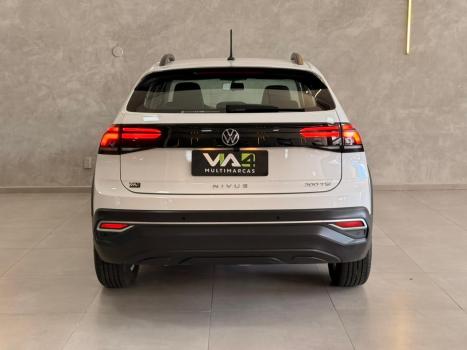 VOLKSWAGEN Nivus 1.0 4P FLEX 200 TSI COMFORTLINE TURBO AUTOM�TICO, Foto 18